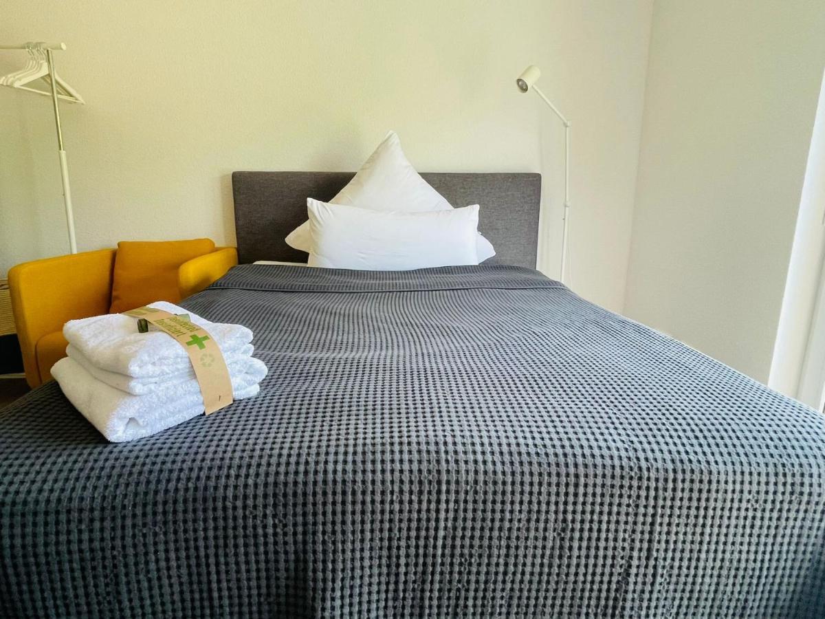 Apartment - Business - *